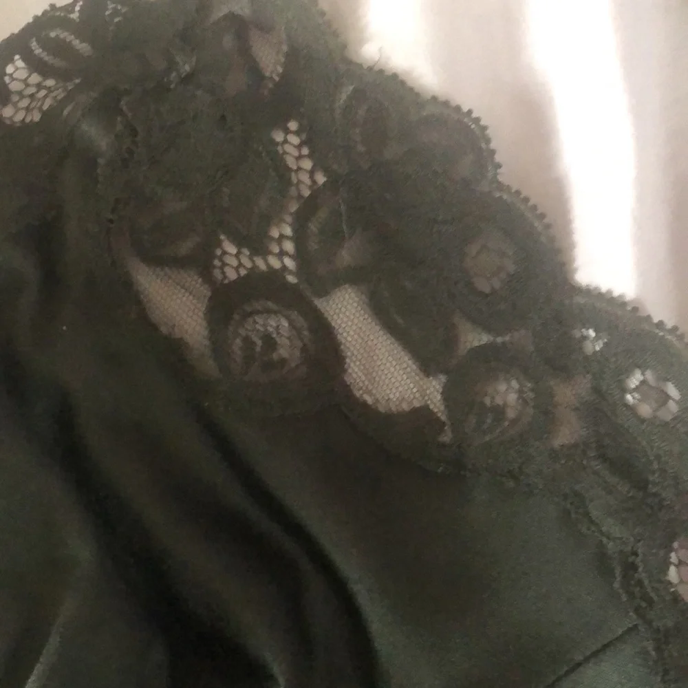 Vintage Vanity Fair black negligee/crisscross spaghetti straps/sz 36/anklelength - Picture 8 of 14